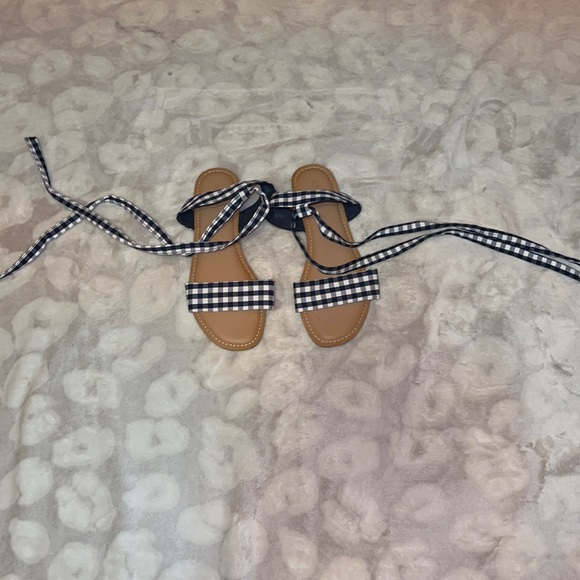 Old Navy Shoes - gingham ties shoes
